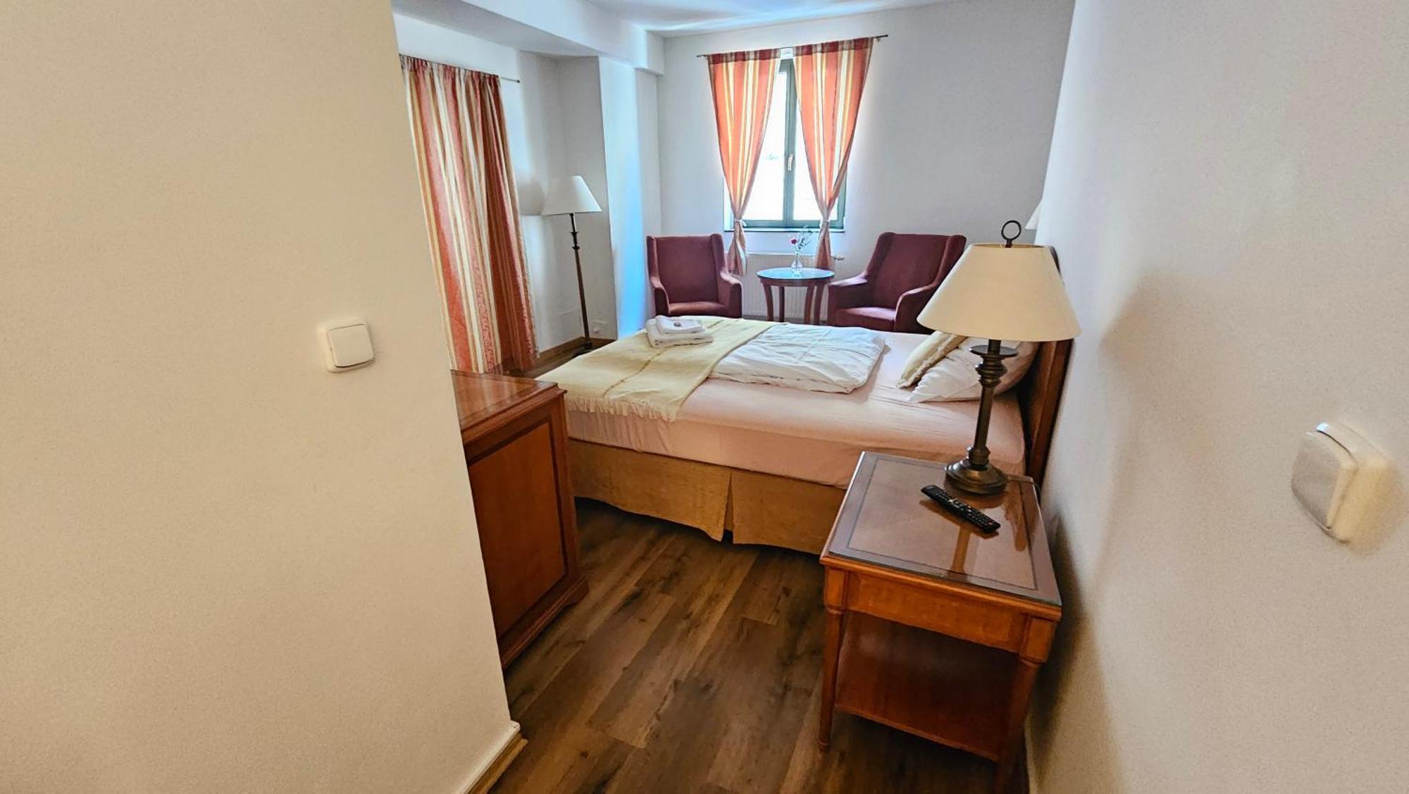 Hotel Opat Kutna Hora Ngoại thất bức ảnh